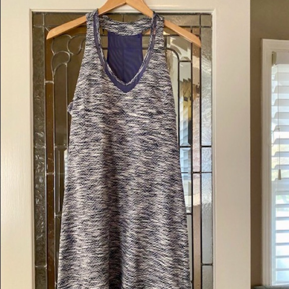 Casual dress.  Size Medium